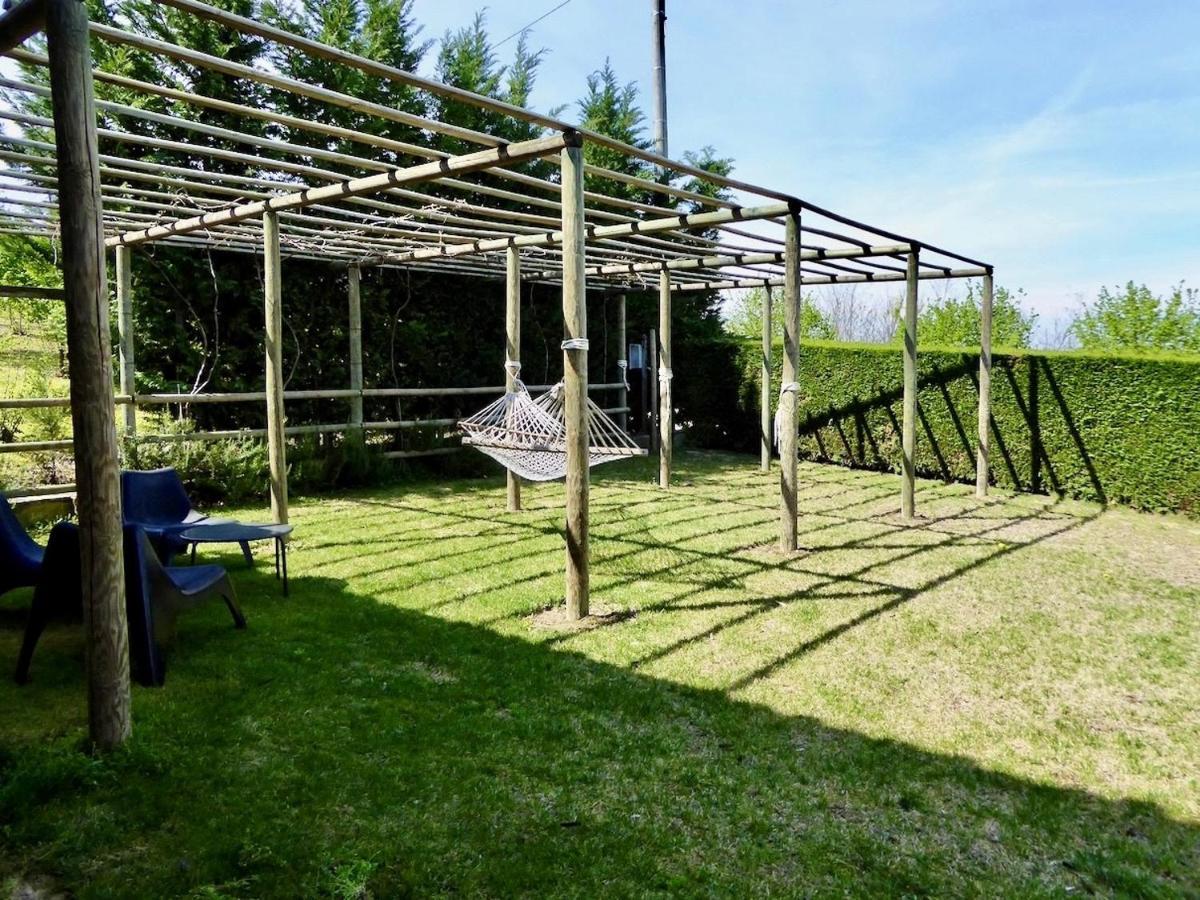 Agriturismo Bottega Di Rosanna Castagnole delle Lanze Dış mekan fotoğraf